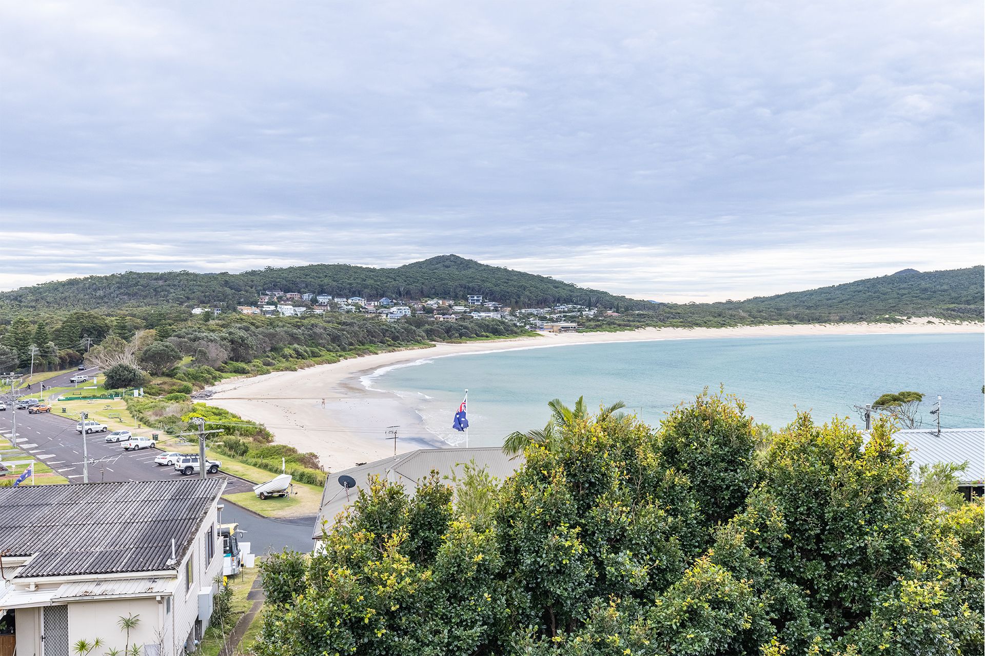 Casa al Mare, 16a Pacific Drive the jewel of Fingal Bay with stunning views, WiFi and Air