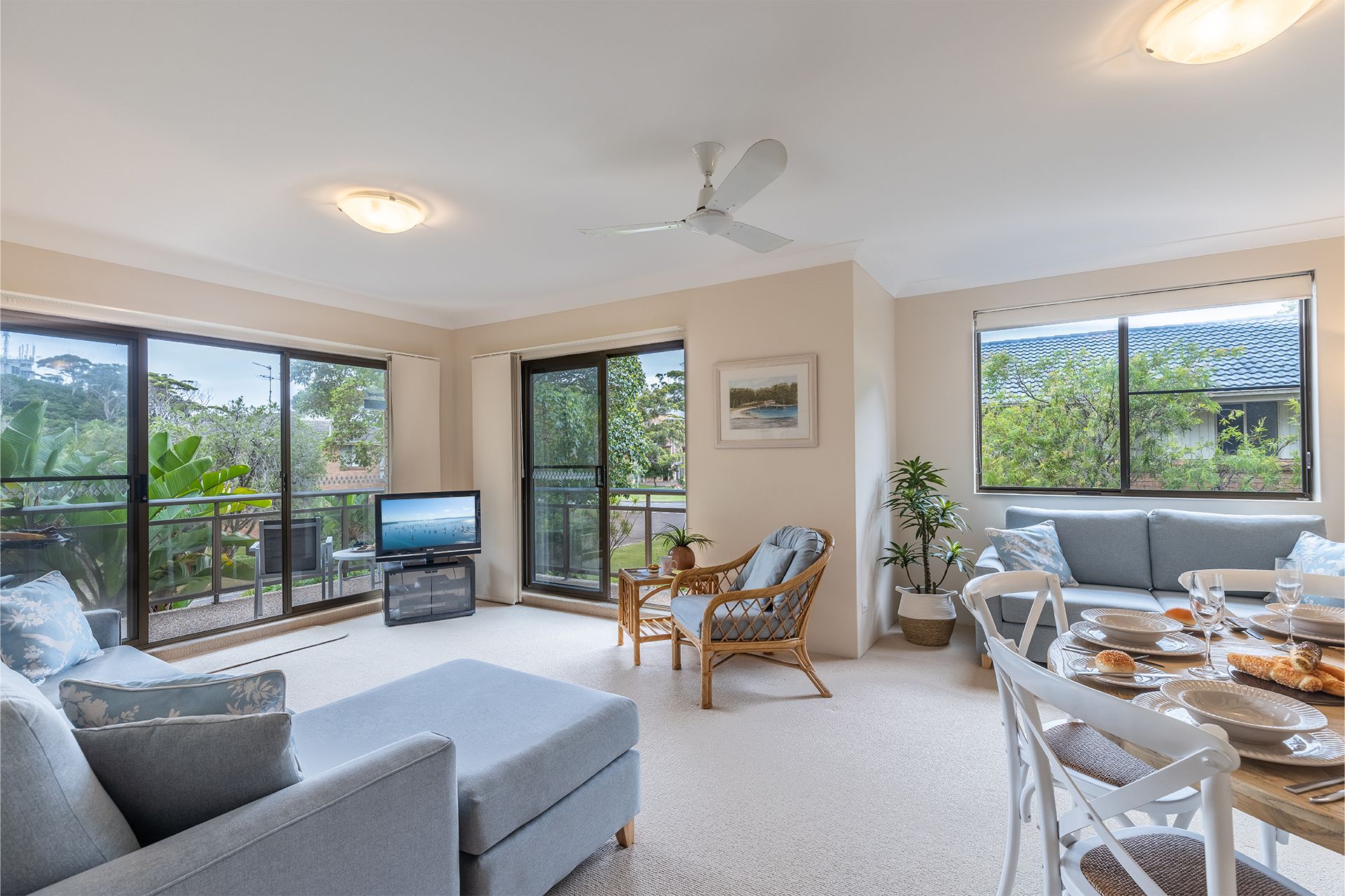 3 Victory Court, 3 Columbia Cl spacious unit close to Little Beach