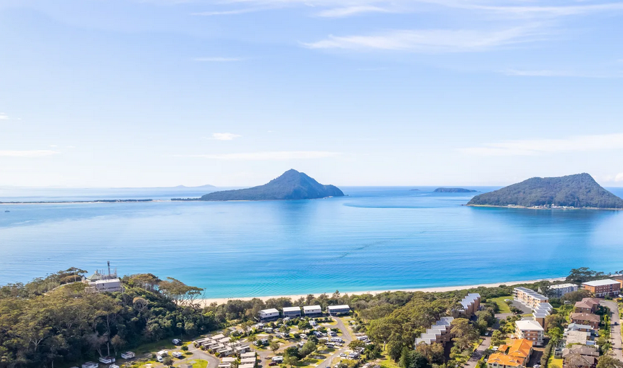 Shoal Bay Beaches